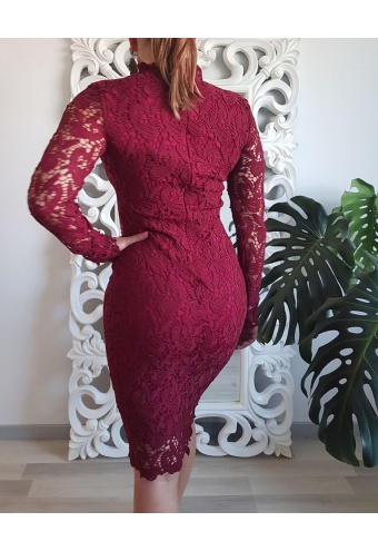 Čipkované šaty s dlhým rukávom
