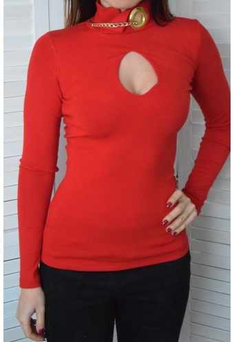 Elegantné rolákové tričko so zlatou ozdobou - červená