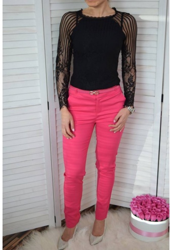 Body s dhým rukávom v čiernom prevedení